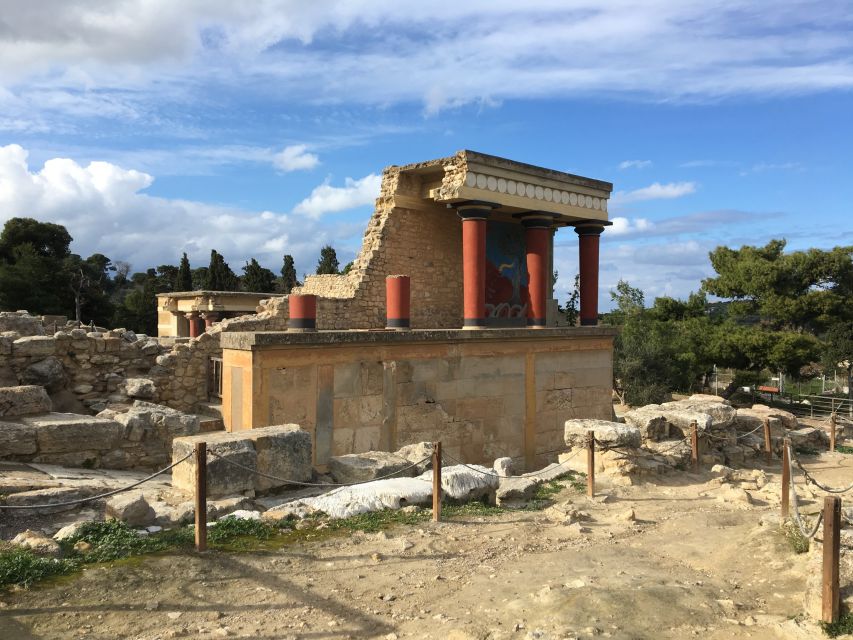 Best of Heraklion : Knossos - Arch.Museum - City tour - A 6-hour best-of day that hits three very different sides of Heraklion