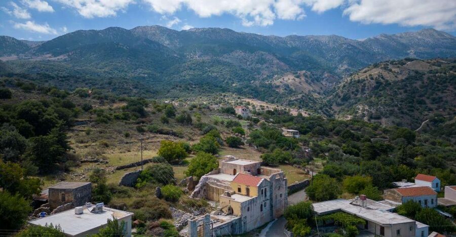 Chania: 7 Villages of Apokoronas Tour with Lunch - Scenic backroads, real village routes, and why the guide route matters