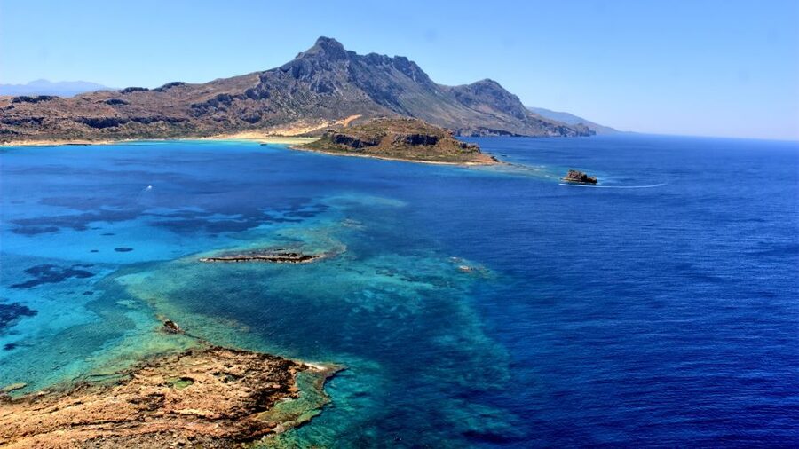 Chania/Almyrida: Balos Gramvousa Day Trip with Boat Ticket - Gramvousa Island: Venetian Fortress, Shipwreck Finds, and the Hilltop Climb