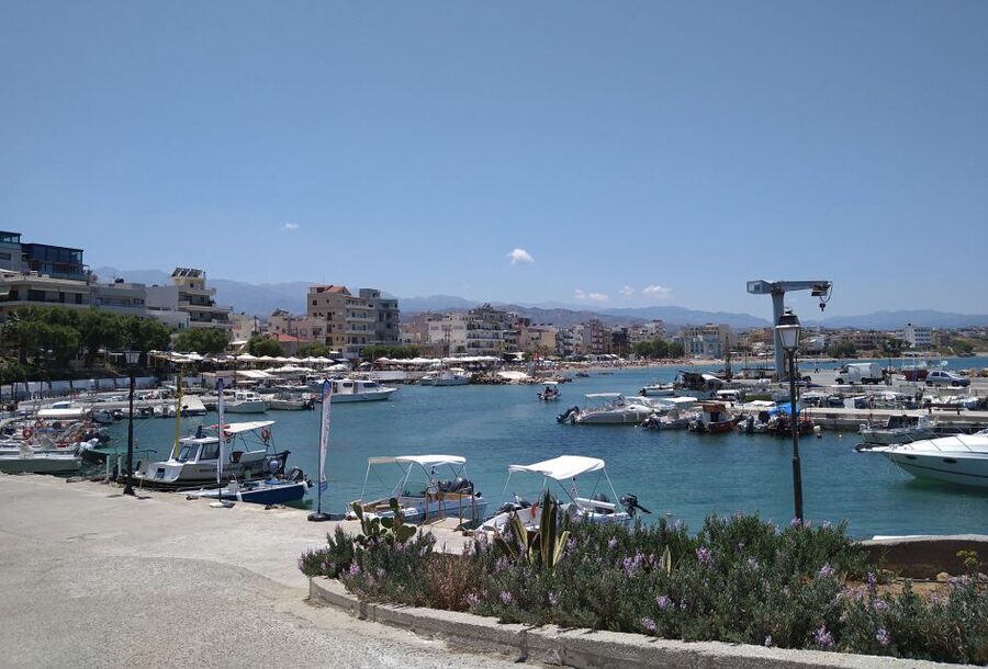 Chania: City Highlights Small Group Bike Tour - Included Snacks and Iced Tea: Small Stops, Big Morale