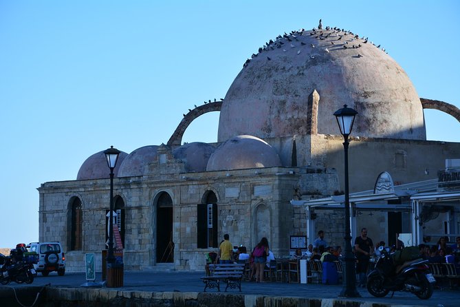 Chania City & Lake Kournas Tour - Lake Kournas: 2 hours for swimming, pedal boats, and lakeside food