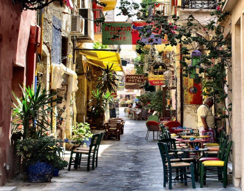 Chania Evening From Rethymno - Getting to Chania: the 75-minute coach rhythm