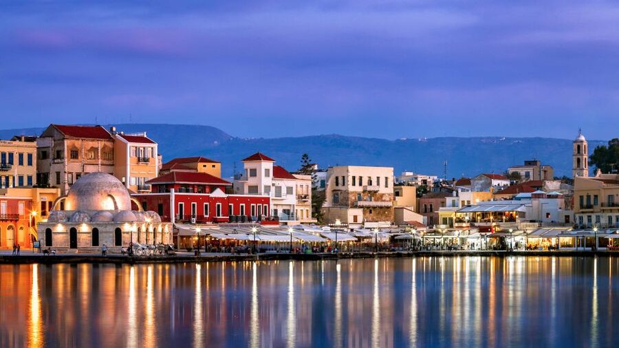 Chania Evening From Rethymno - Guided highlights: Venetian Harbour and the old town streets
