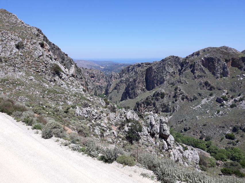 Chania: Milia Mountain Tour w/Lunch Olive Oil/Wine Tastings - Off-road adventure time: why a Jeep/SUV day feels different