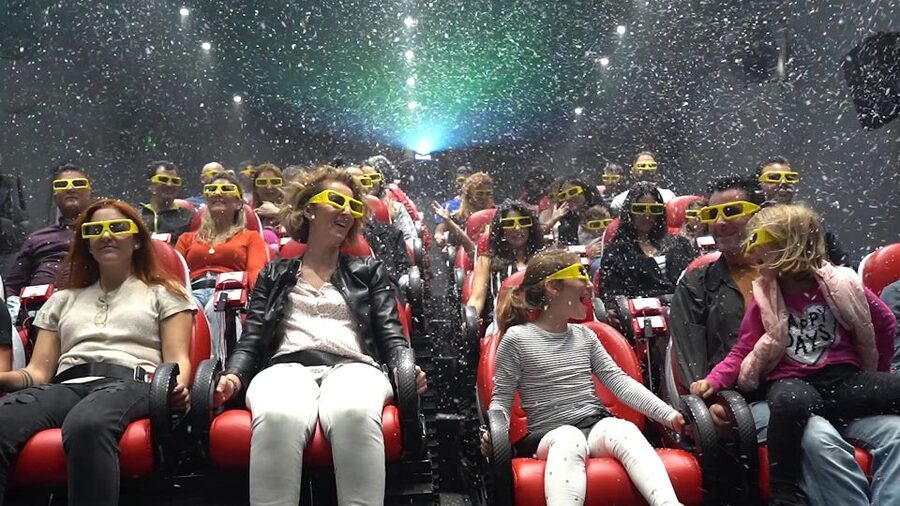 Chania: Minoan's World 9D Experience - The 9D cinema: moving chairs plus wind, rain, bubbles, fog, lightning, earthquakes