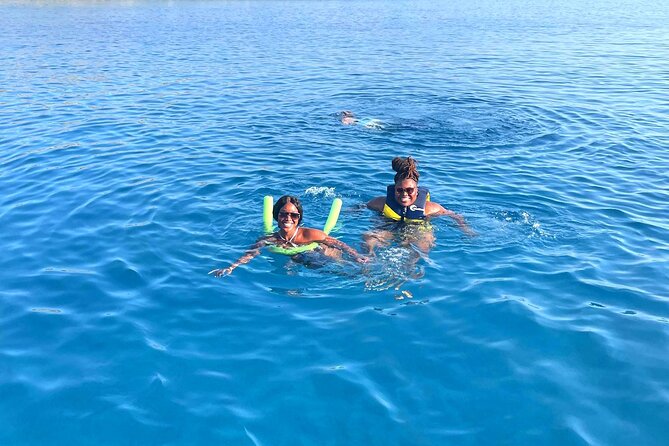 Chania: Morning Catamaran Cruise with Premium Lunch & Drinks - Getting on board in Kolymvari Port: what to do before you even step on the deck