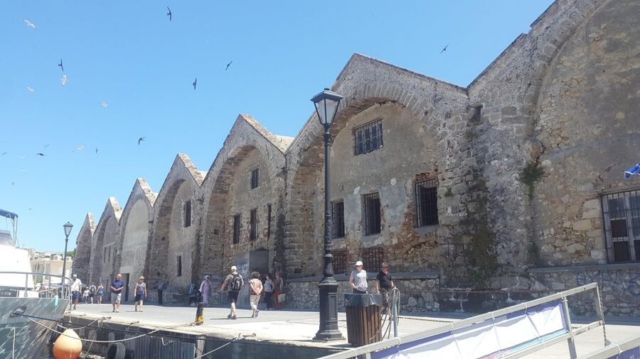 Chania Old City Walking Tour - Languages and private-group experience