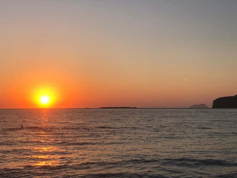 Chania: Private Cruise with Sup Food & Unlimited Drinks - Special occasions and private dinner cruises for added meaning