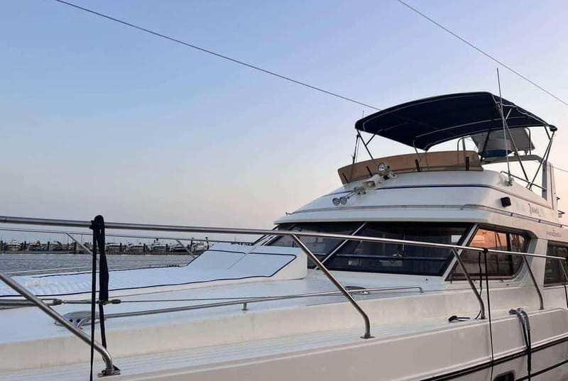 Chania: Private Cruise with Sup Food & Unlimited Drinks - Why a private cruise from Souda Bay beats the crowded alternatives