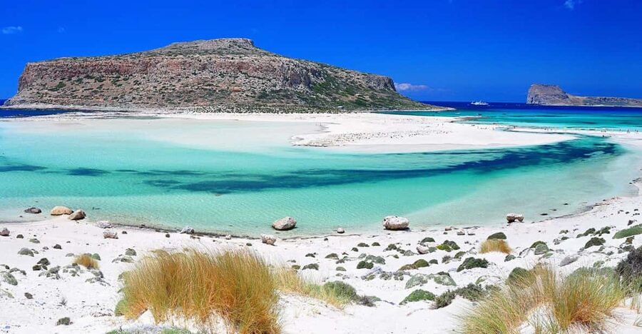Chania & Reth: Balos with Guide and Transfer - Balos Beach time: why the 2.5 hours matter