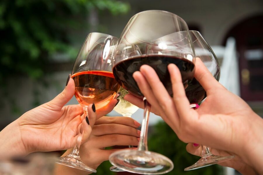 Chania: Wine, Food, and Sunset Tour with 3-Course Dinner - Meeting at Kydon and Getting Your Chania Bearings Fast