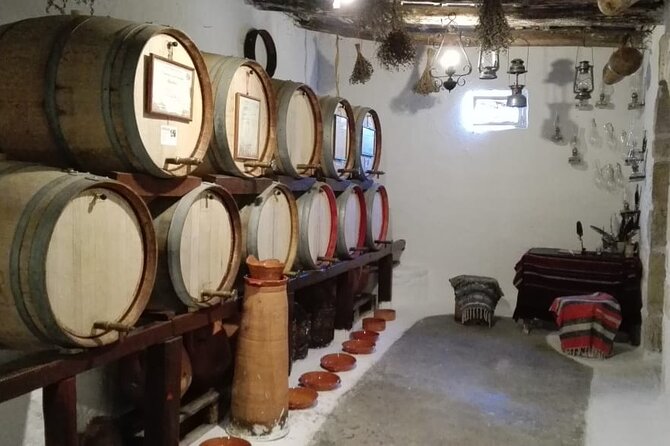 Cretan Wines & Olive oil tour - The treasures of Crete - Getting picked up and staying comfortable for 6 to 7 hours