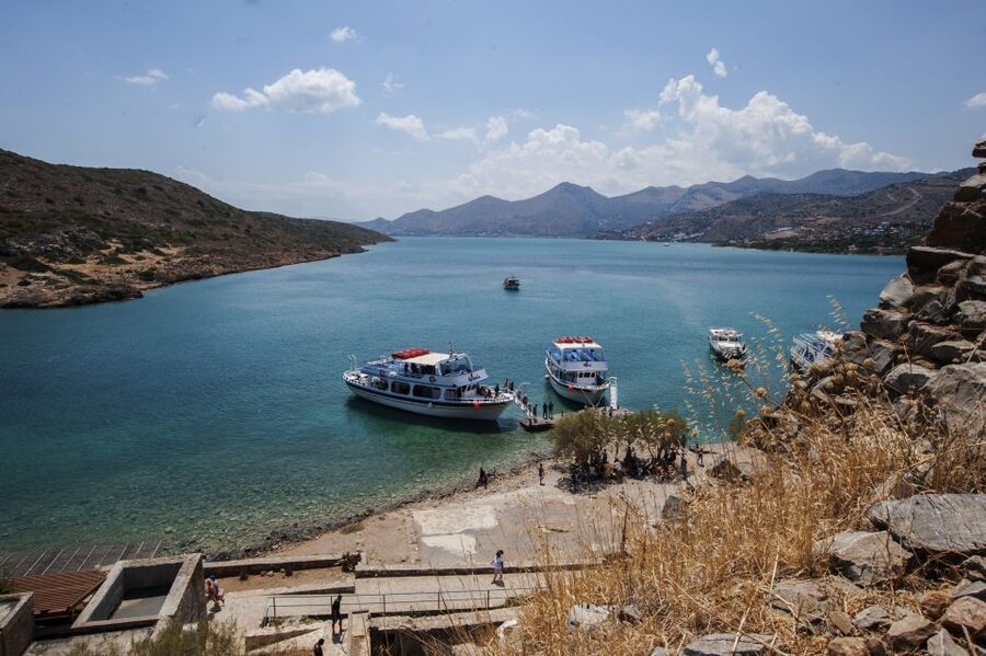 Crete: Agios Nikolaos, Plaka and Spinalonga Island Tour - Olive Oil Park: The Tasting Stop That Sets the Tone for Crete