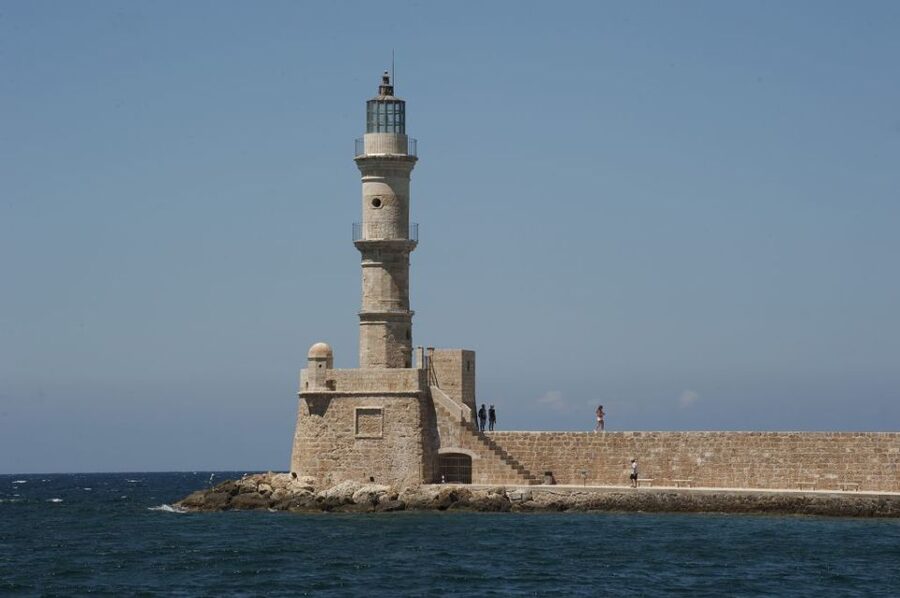 Crete: Chania, Lake Kournas and Rethymno Tour - Chania Old Town and the Venetian lighthouse: How to spend your two hours