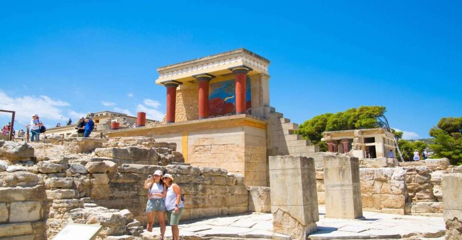 Crete: Knossos E-Ticket with Audio Guide & Optional Museum - Key points to know before you go