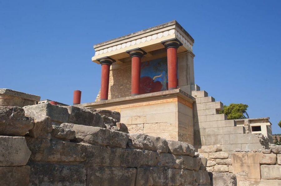 Crete: Knossos Palace and Lassithi Plateau Day Tour - Tzermiado break time, optional lunch, and how to use the 75 minutes