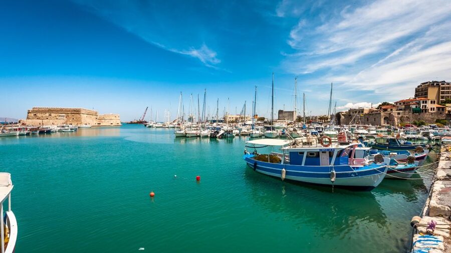 Crete: Knossos Palace, Archaeological Museum & Heraklion - Heraklion on Foot: Venetian Walls, Old Port, and Market Time