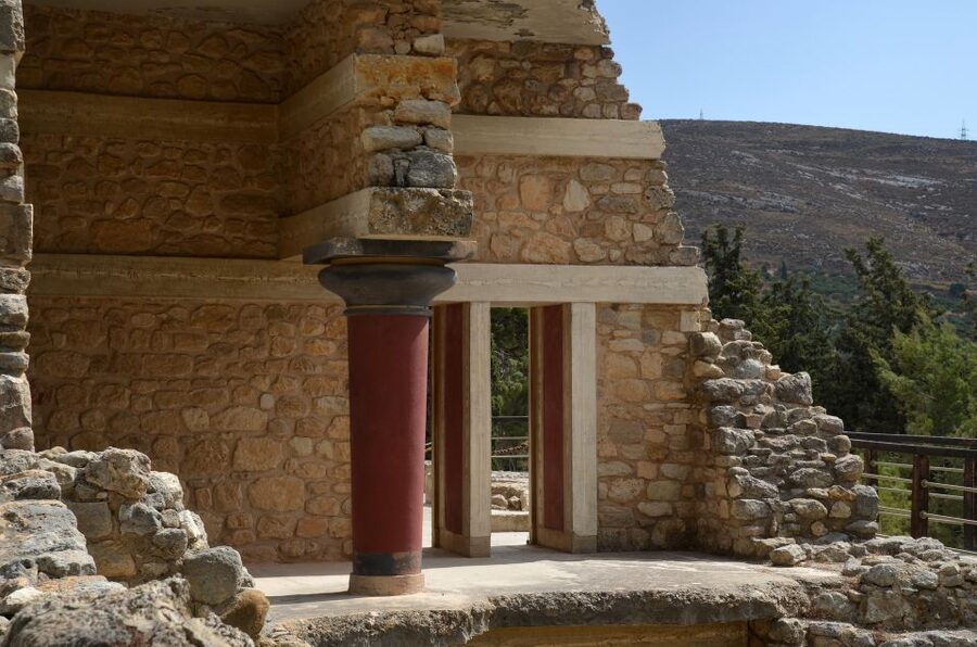 Crete: Knossos Palace & Heraklion Guided Tour - Why Knossos and Heraklion in one day makes sense