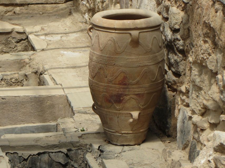 Crete: Knossos Palace & Heraklion Guided Tour - Practical tips that make this day trip smoother