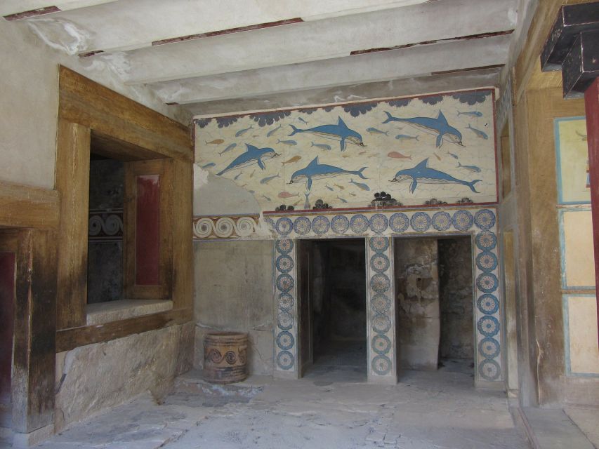 Crete: Knossos Palace & Heraklion Guided Tour - Languages and how the tour day runs