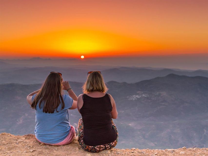 Crete: Land Rover Safari with Sunset Viewing, Dinner, & Wine - Dinner at a local taverna: unlimited wine and real meal energy