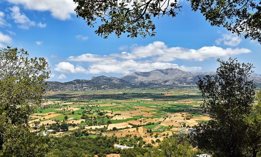 Crete: Lasithi Plateau & Knossos Palace Day Trip - A 10-Hour Sampler of Central Crete, With Real Variety