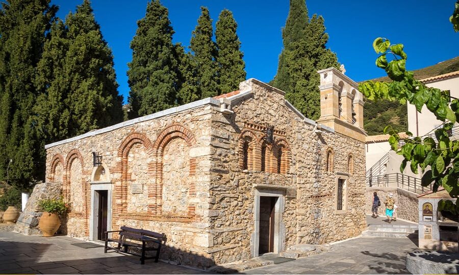 Crete: Lasithi Plateau & Knossos Palace Day Trip - Panagia Kera Monastery Frescoes and the Local Myth Factor