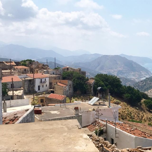 Crete: Quad Safari, Olive Mill with Tasting & Ghost Village - The quad lesson and safety briefing, how they set you up