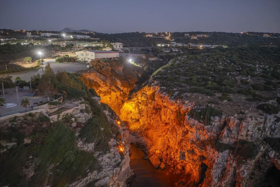 Crete: Unique Wine & Food Experience Inside a Cretan Gorge - Eating Inside Zourida Gorge: The Balcony Setting You’ll Remember