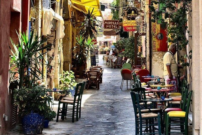 Day Tour To Chania City - Group Size and Pace: What 50 People Means