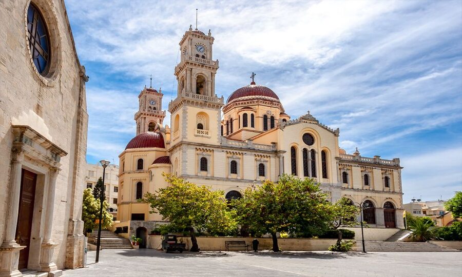Day Trip To Heraklion City Center & Market & CretAquarium - How This Heraklion and CretAquarium Day Trip Works (and Why It Feels Efficient)