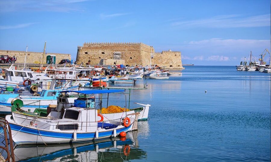 Day Trip To Heraklion City Center & Market & CretAquarium - How Much Walking You Should Plan For