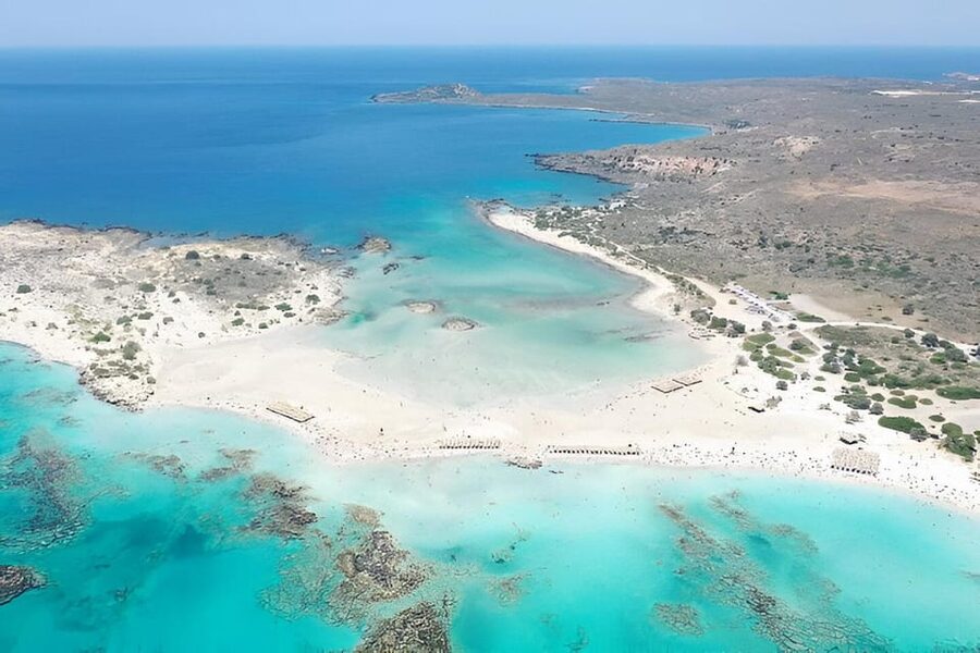 Elafonissi: Private Beach Day Trip with SUP - 6 hours from Chania: the private van rhythm
