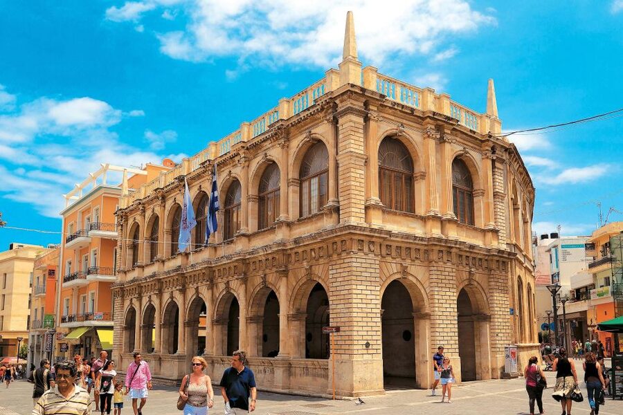 Food Tour in Heraklion – Discover Cretan Flavors - Plateia Eleftherias to Venetian Lions: the quick hits that set the mood