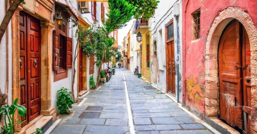From Agia Galini/Matala: Rethymnon City Tour - Getting There: 7 Hours That Start With a Comfortable A/C Bus