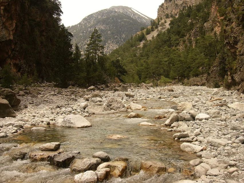 From Agia Galini/Matala: Samaria Gorge Hiking Tour - Samaria Gorge size that hits you in the first hour