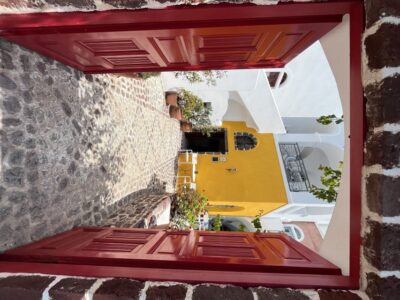 Full-Day Trip to Santorini