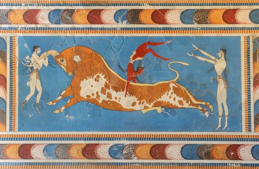 From Chania & Rethymno: Knossos Palace & Heraklion City Tour - The coach ride across Crete: comfort, breaks, and how to manage the long day