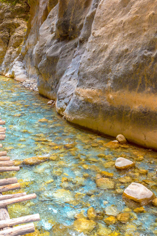 From Chania/Rethymno: Samaria Gorge Easy Way - What you actually do in the gorge: views, walking breaks, and pacing