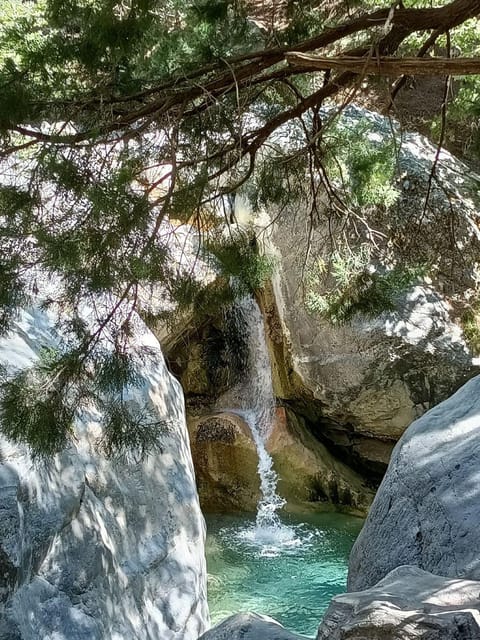 From Chania: Samaria Gorge with Professional Hiking Guide - Packing and On-Trail Tips That Make the Difference