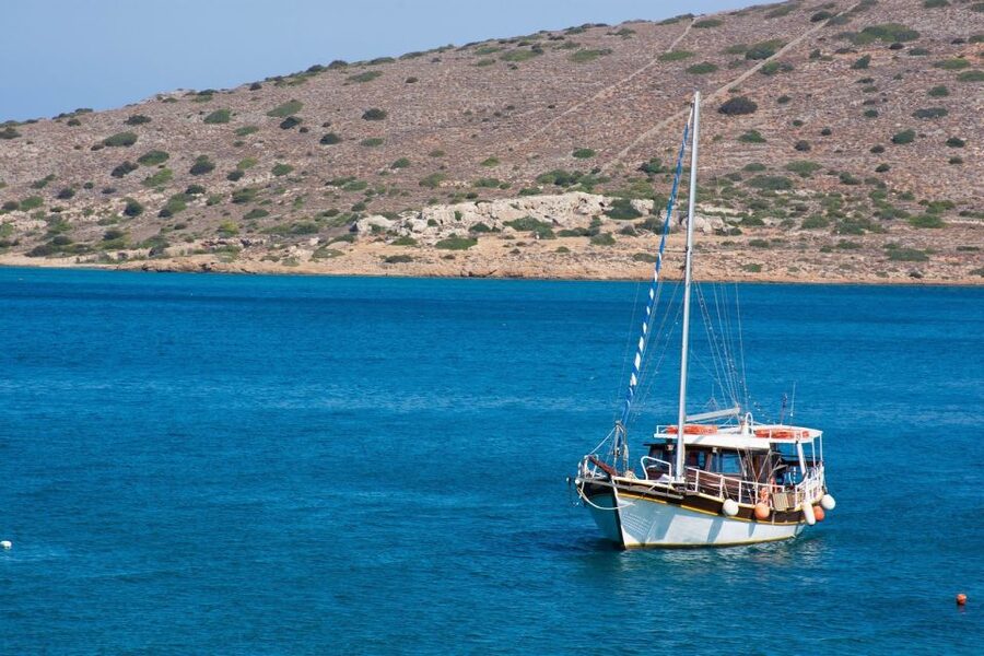 From Heraklion: Elounda and Spinalonga Full-Day Tour - From Heraklion to the North Coast: pickup, driving time, and the view payoff