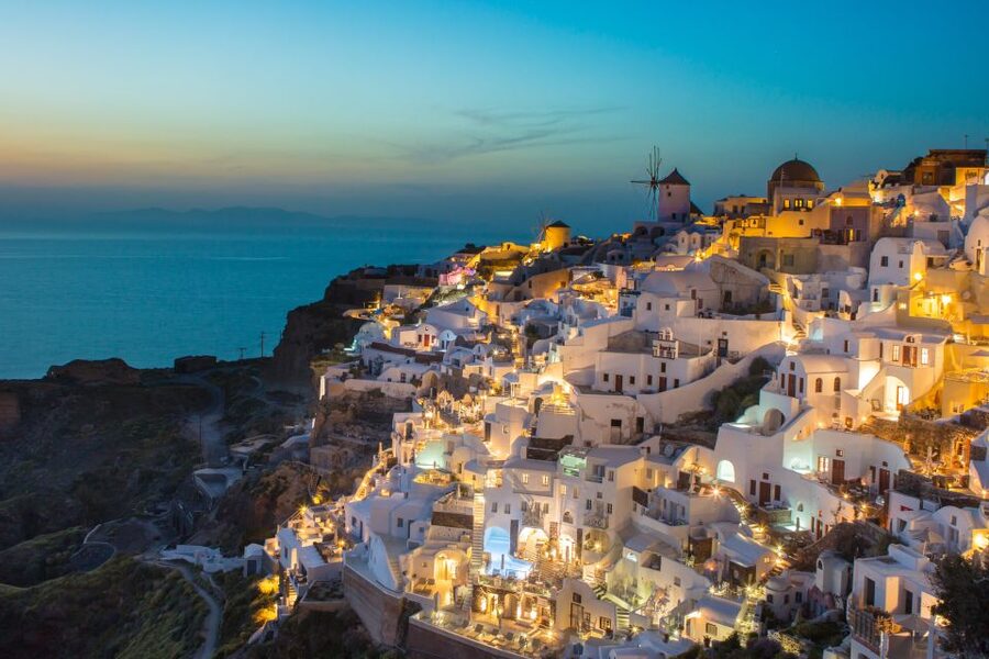 From Heraklion/Rethymno: Santorini Cruise with Pickup - Pickup in Heraklion or Rethymno, then straight to the port