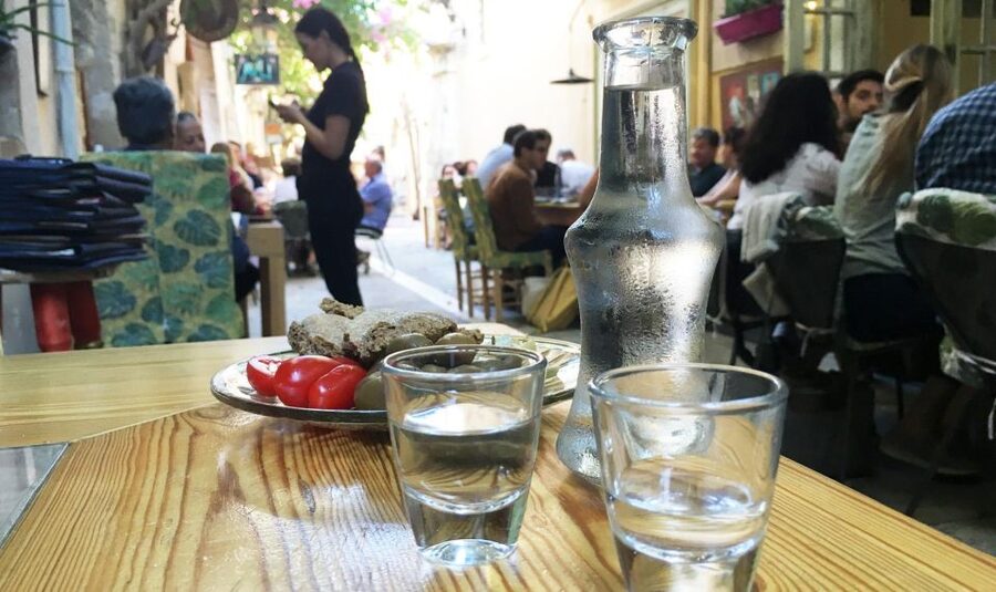 From Rethymno: Cretan Night Music, Food & Dancing - Dinner at the Asteri Venue, What You’ll Actually Feel During the Meal