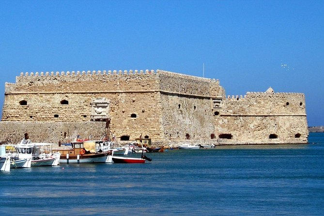 From Rethymno: Full-Day Knossos And Heraklion with free time - About On-Site Guidance: Bus Escort vs Knossos Guide Upgrade