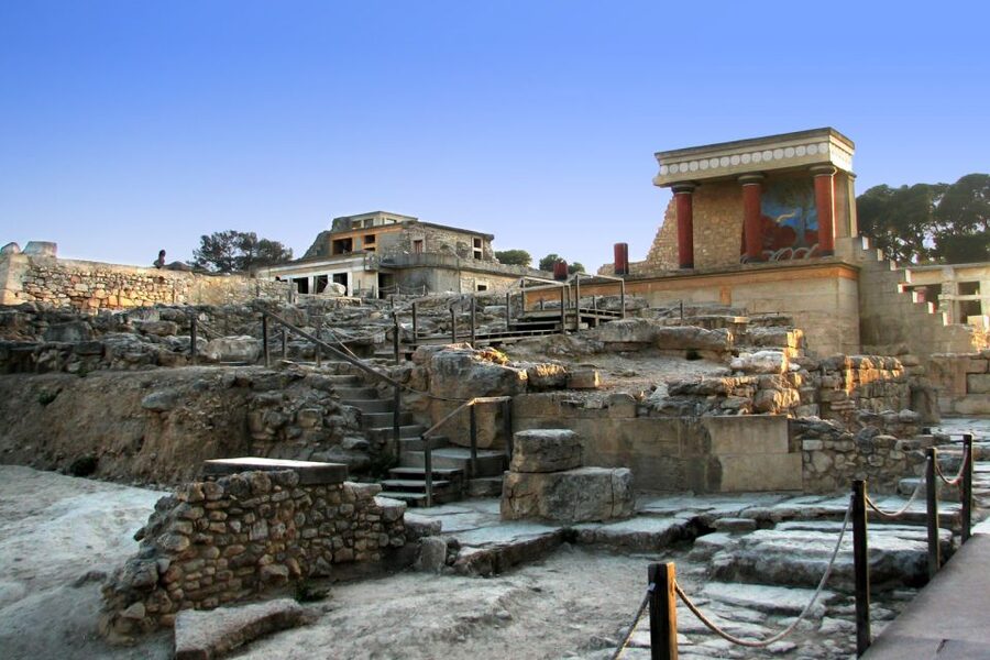 From Rethymno: Knossos Palace and Heraklion Guided Tour - Heraklion Free Time: How to Use Those 4 Hours Smartly