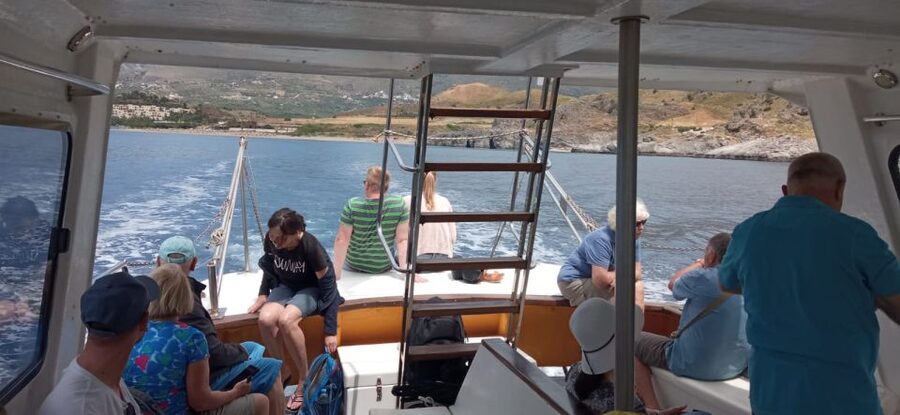 From Rethymno: Kourtaliotiko, Preveli Palm Beach, & Damnoni - Plakias: a quick taste of a Cretan seaside village