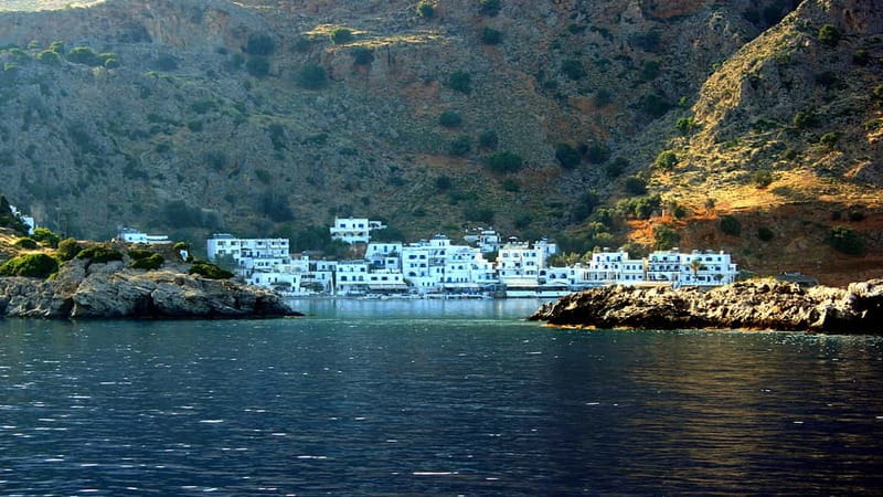 From Rethymno: Loutro Day Trip by Boat - Who this day trip is best for (and who should skip it)