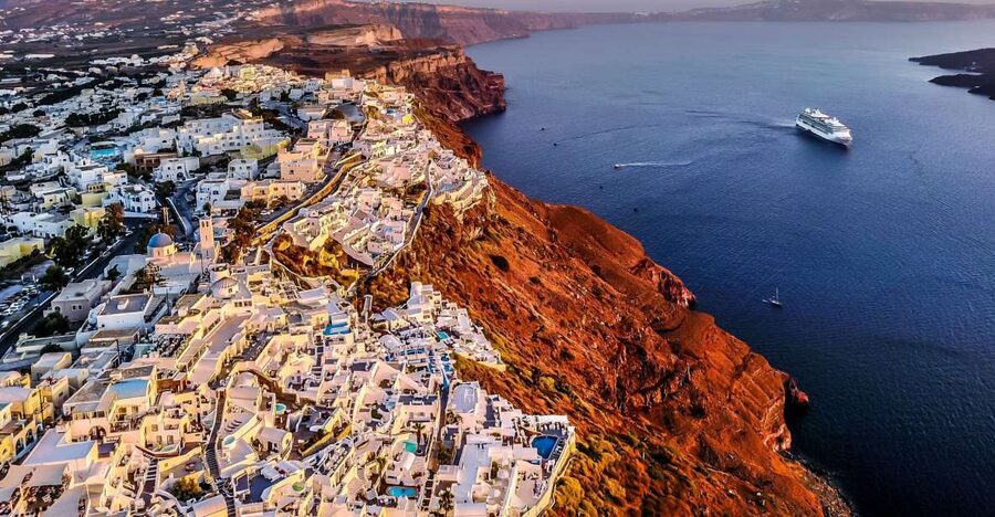 From Rethymno Port: Day Tour to Santorini - Oia Village On The Northern Caldera Rim: Views With Built-In Drama