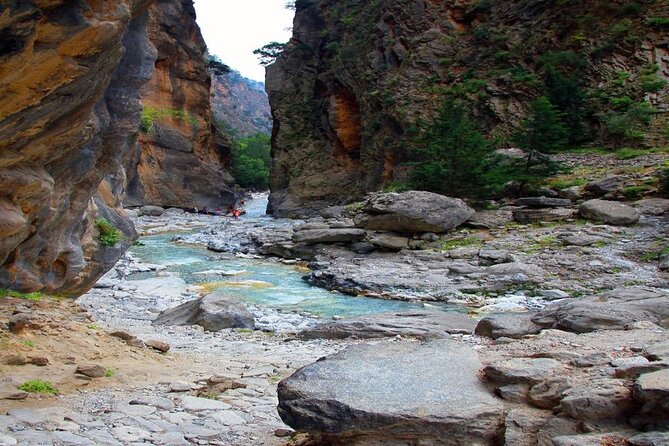 Full-Day Samaria Gorge Chania Guided Tour - Xiloskalo Start at 1,230 m, What 16 km Mostly Downhill Really Means