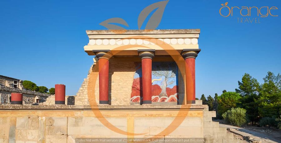 Full-Day Tour:Lasithi Plateau -Mythology Park&Knossos Palace - Knossos Palace, seeing the Minotaur story in real space